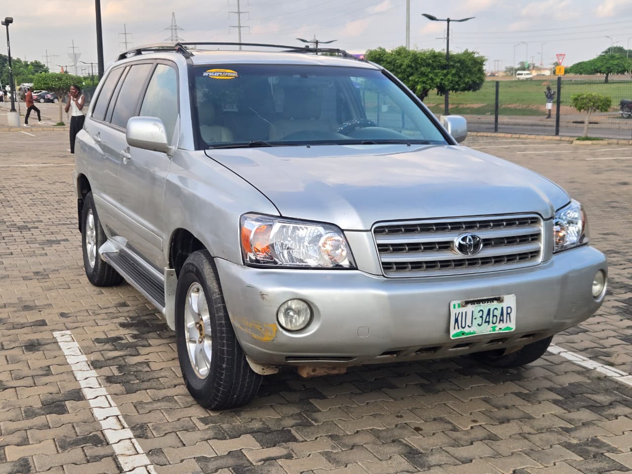 TOYOTA HIGHLANDER 2004