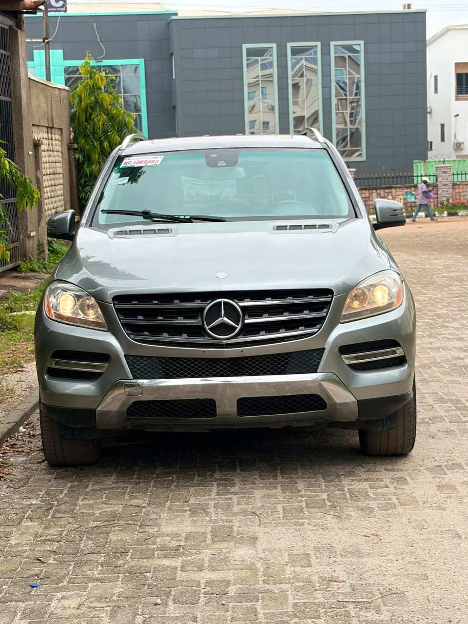 MERCEDES BENZ