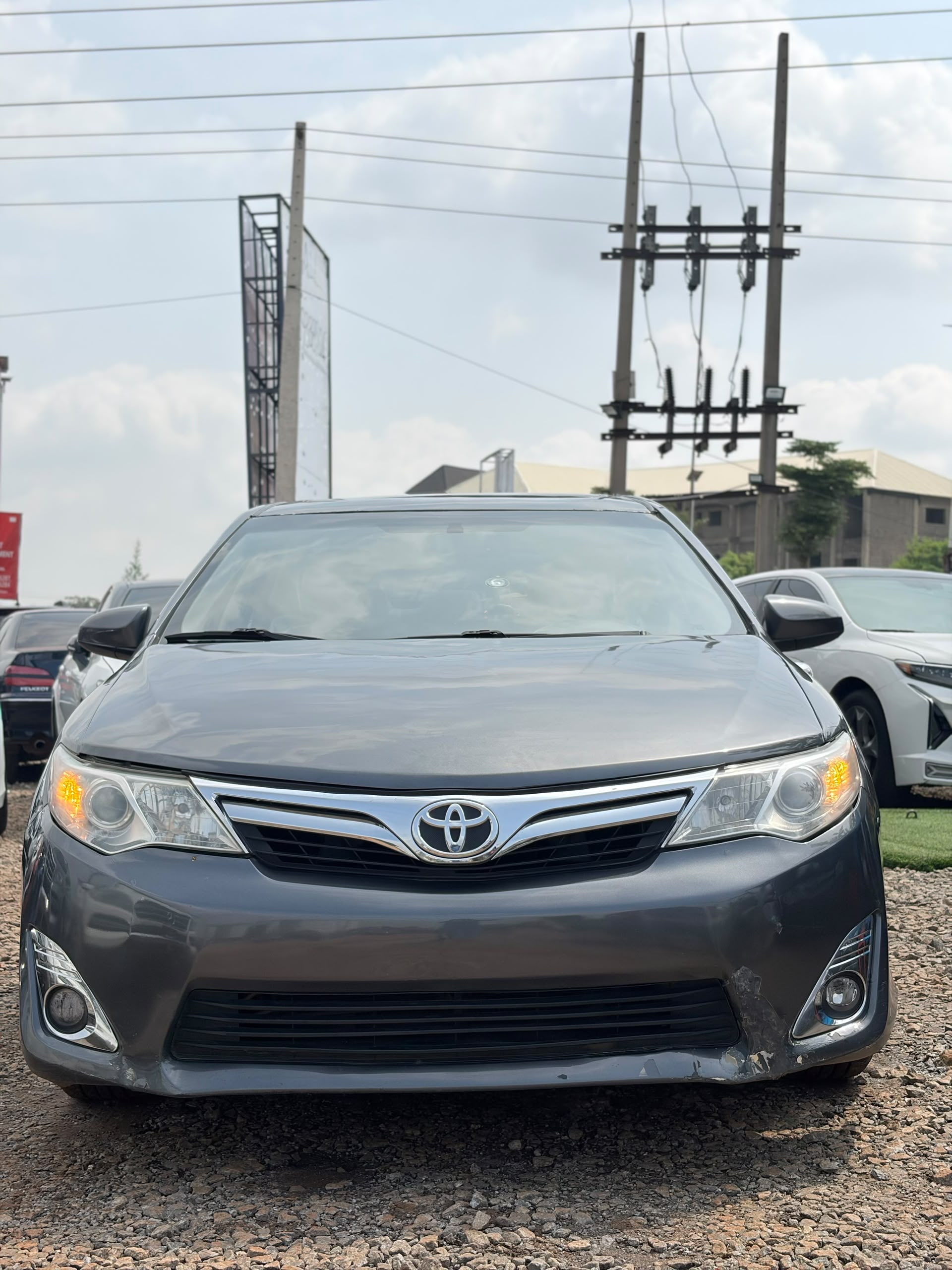 TOYOTA CAMRY XLE