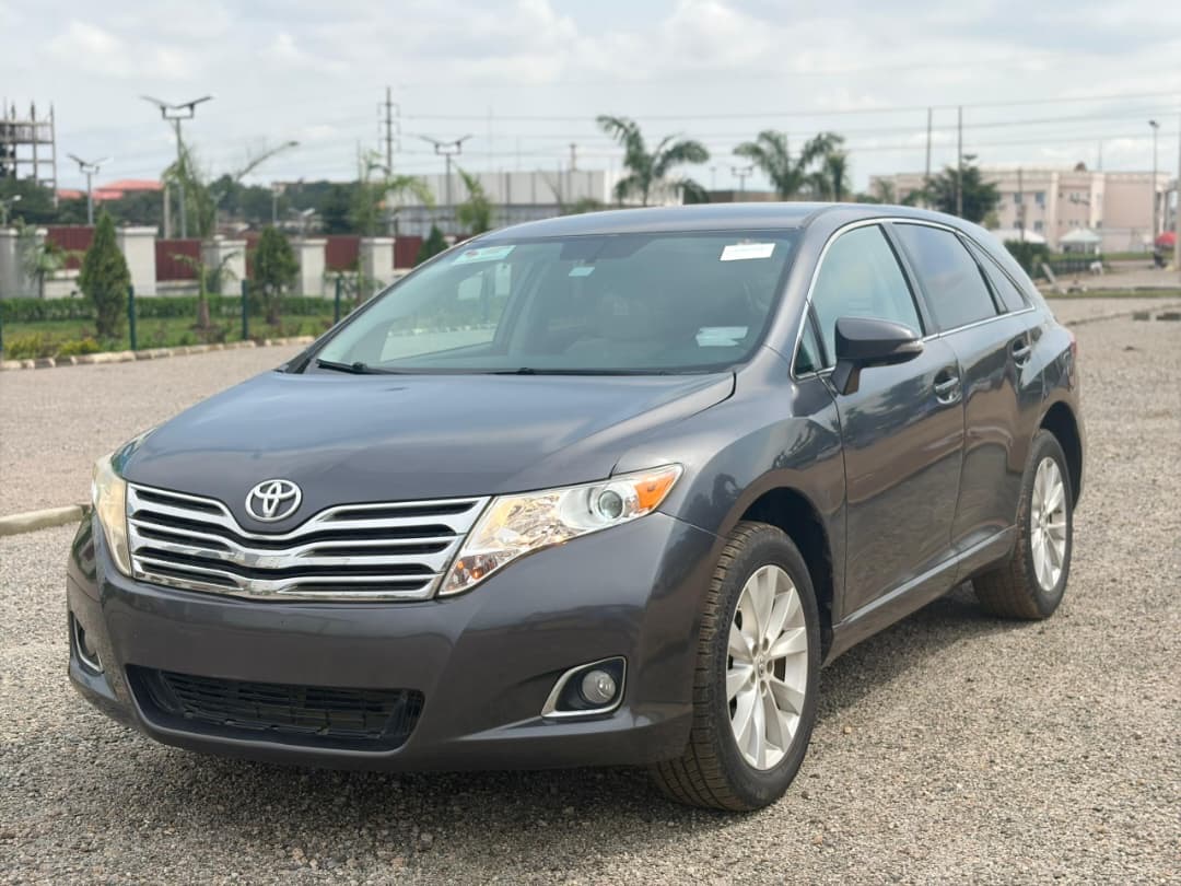 2014 Venza LE